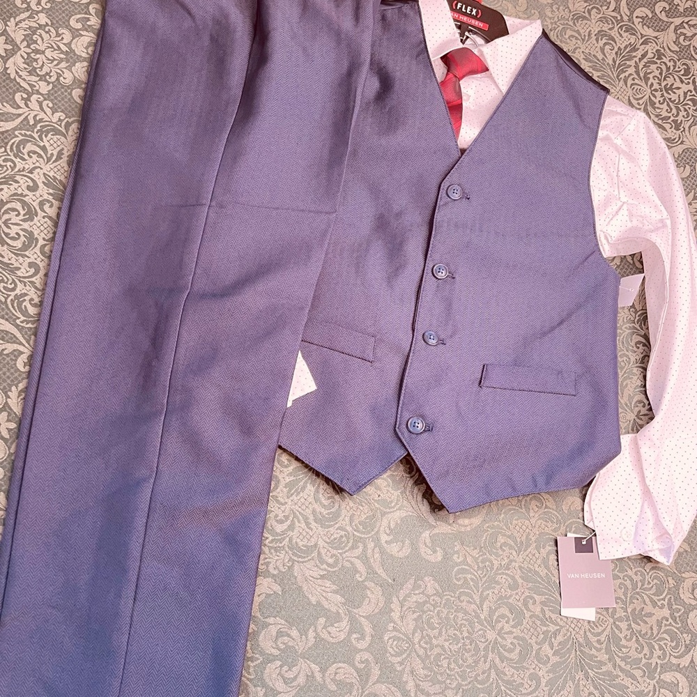 NWT 12 Van Heusen dark grey 4pc suit Vest dress shirt pants tie christmas formal - Picture 11 of 11